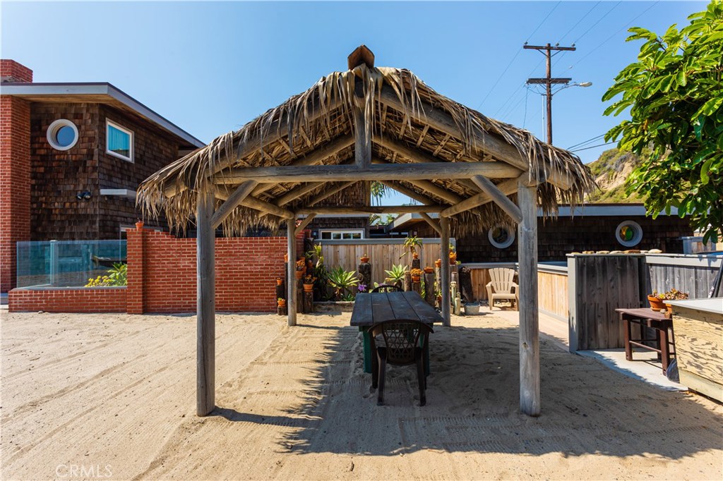 Beach Road Custom (BR) - Residential