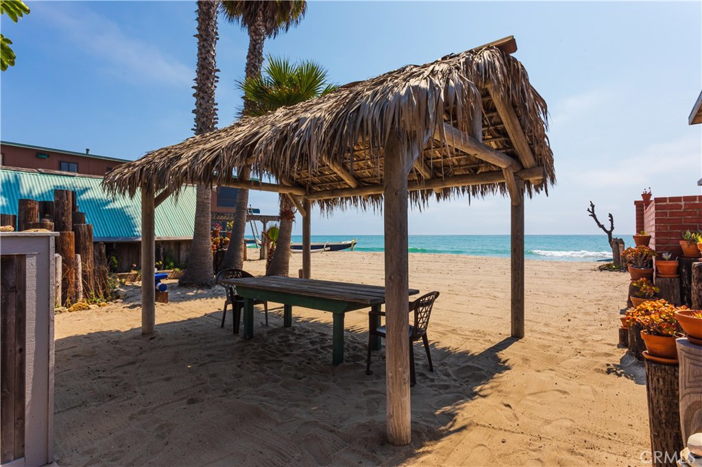 Beach Road Custom (BR) - Residential