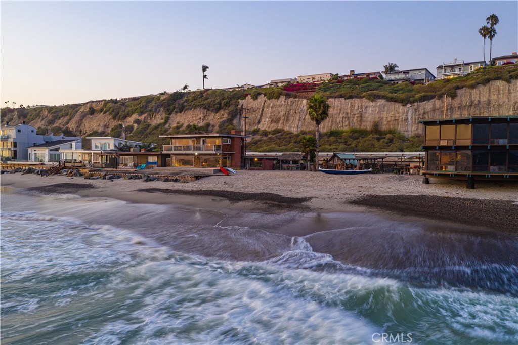 Beach Road Custom (BR) - Residential