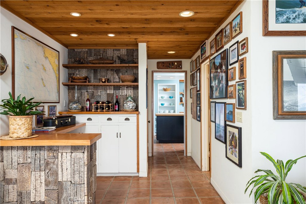 Beach Road Custom (BR) - Residential