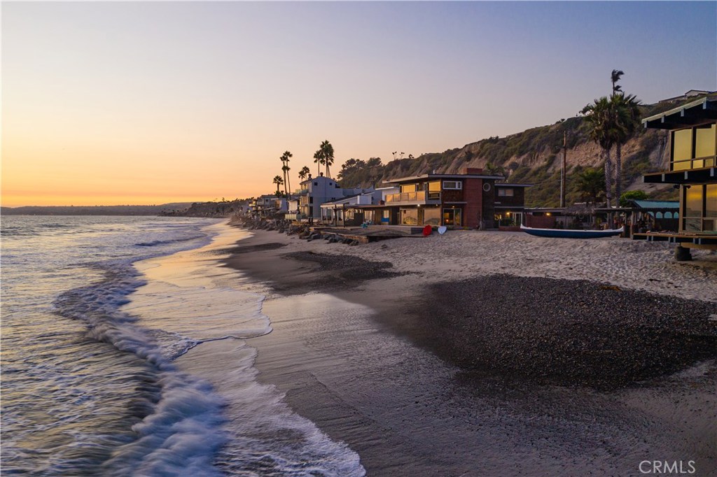 Beach Road Custom (BR) - Residential