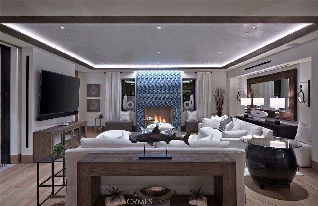 Balboa Peninsula Point (BLPP) - Residential