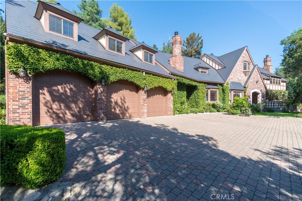 Properties 4 375 Berkshire Avenue