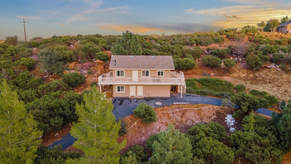 35465 Sunset Lane