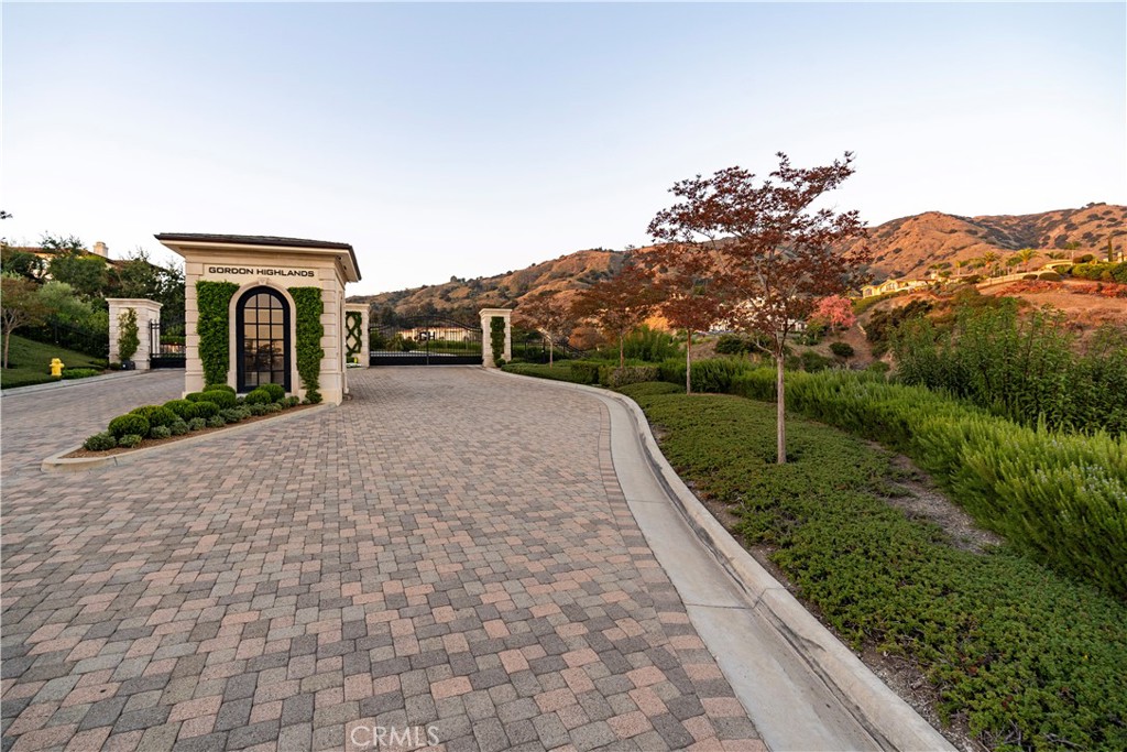 648 Gordon Highlands Road