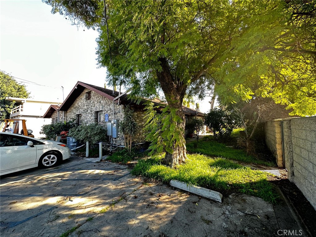 5040 Heintz Street