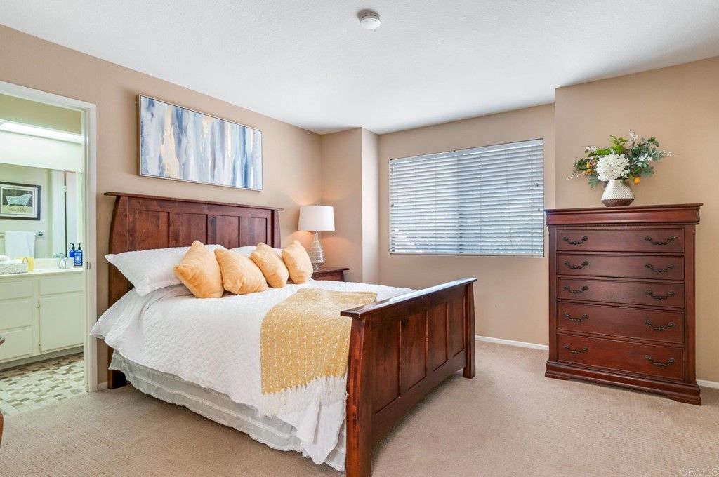 listing image 130728490479823914794