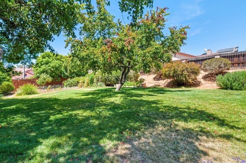 listing image 130727735941344616821