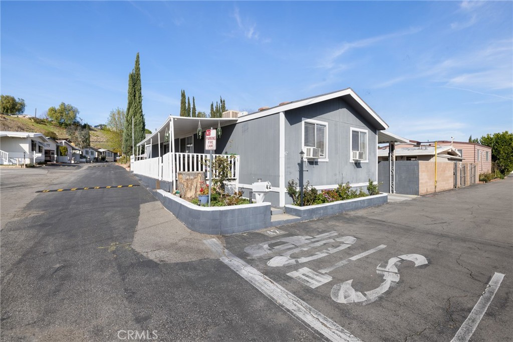 18145 Soledad Canyon Road 42