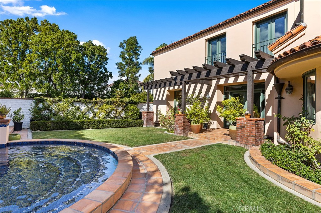 Belcourt Custom (BLCS) - Residential