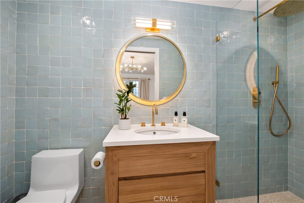 Irvine Terrace (IRVT) - Residential