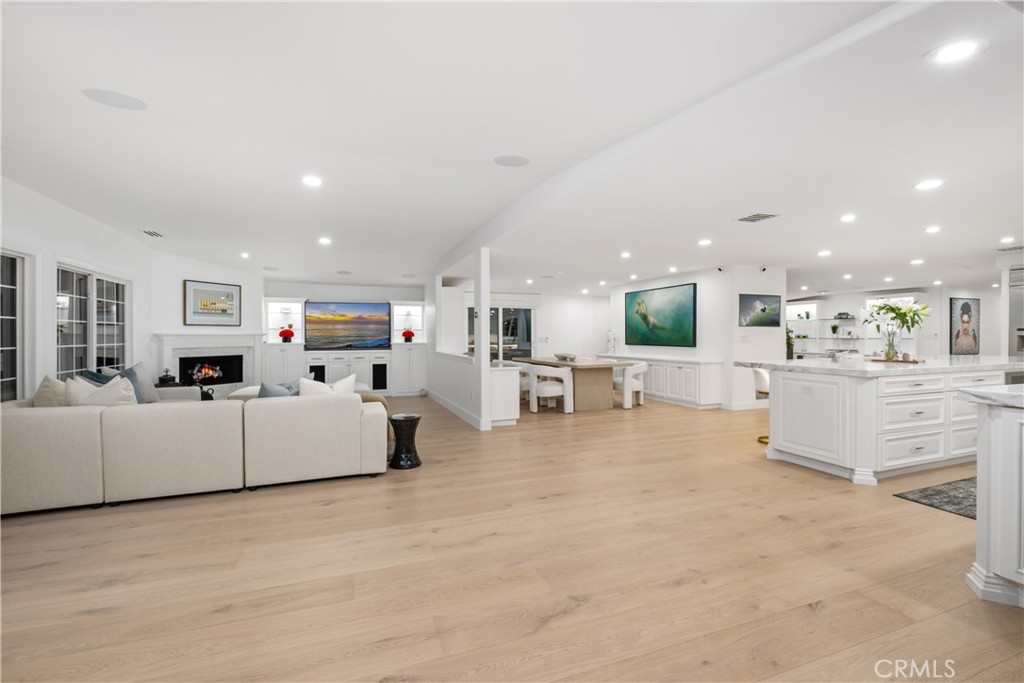 Irvine Terrace (IRVT) - Residential