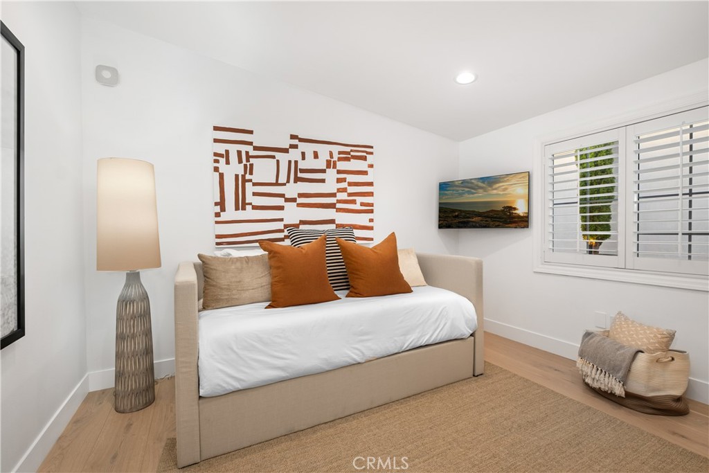 Irvine Terrace (IRVT) - Residential