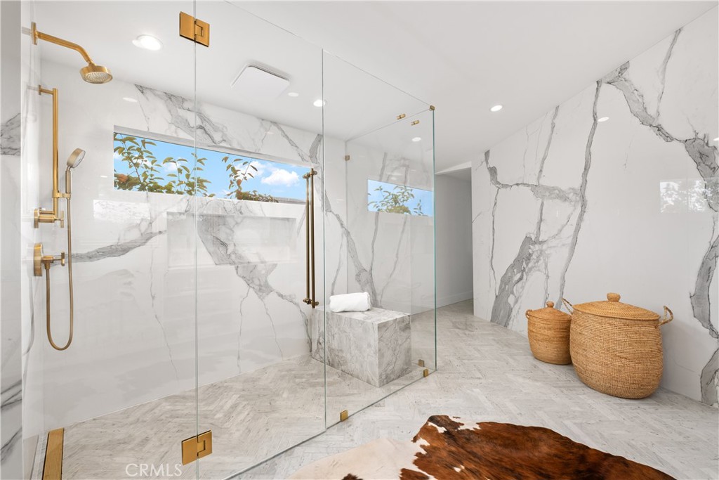 Irvine Terrace (IRVT) - Residential