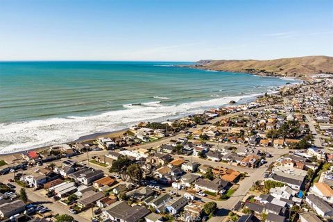 A home in Cayucos