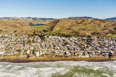 A home in Cayucos