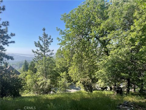 Photo of 0 Banff Drive, Lake Arrowhead, CA 92352 (MLS # RW23087541)