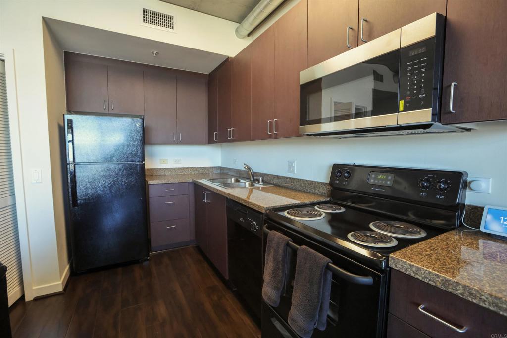 1080 Park Boulevard 1106