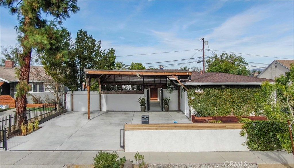 listing image 130721792971924714620