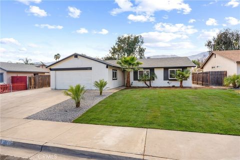 A home in Lake Elsinore