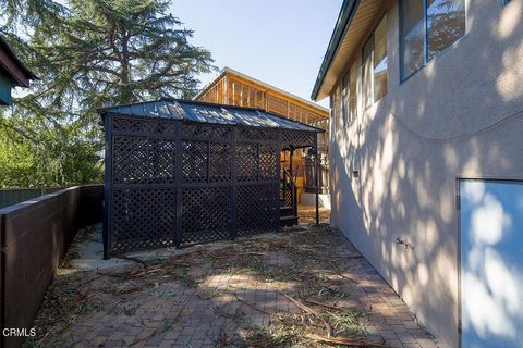 A home in La Crescenta