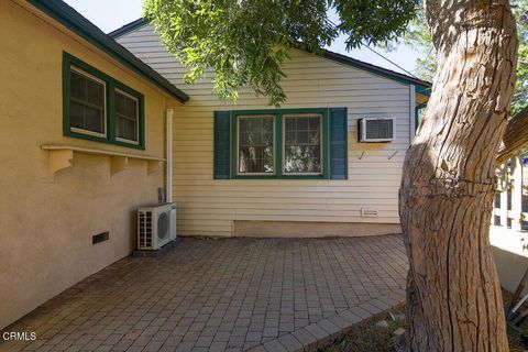 A home in La Crescenta