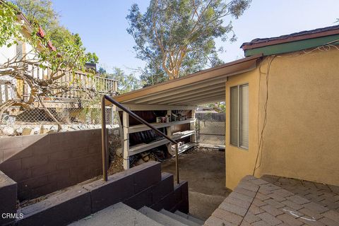 A home in La Crescenta