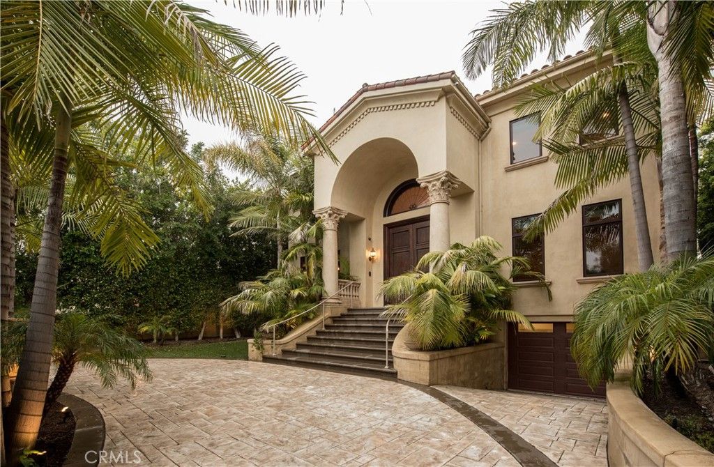 listing image 130721517259581023599