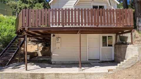 A home in Cedarpines Park