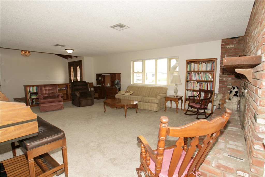 Photo 4 of 21 of 11891 Topaz Circle house