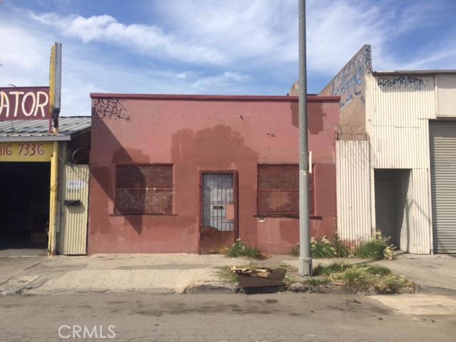Close to Down Town LA, price reflect condition (land value) building burn down; build to suit ,industrial/manufacturer/retail/storage/ car repair many use check with the City. County zone show LAM2, Land use Light Industrial, Manufacturing.