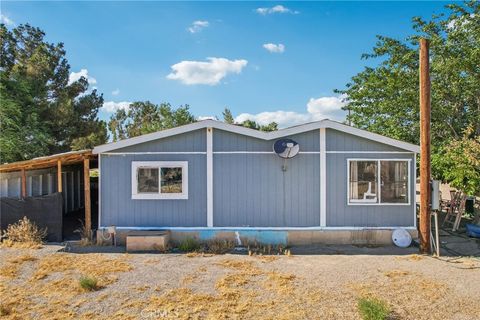 A home in Adelanto