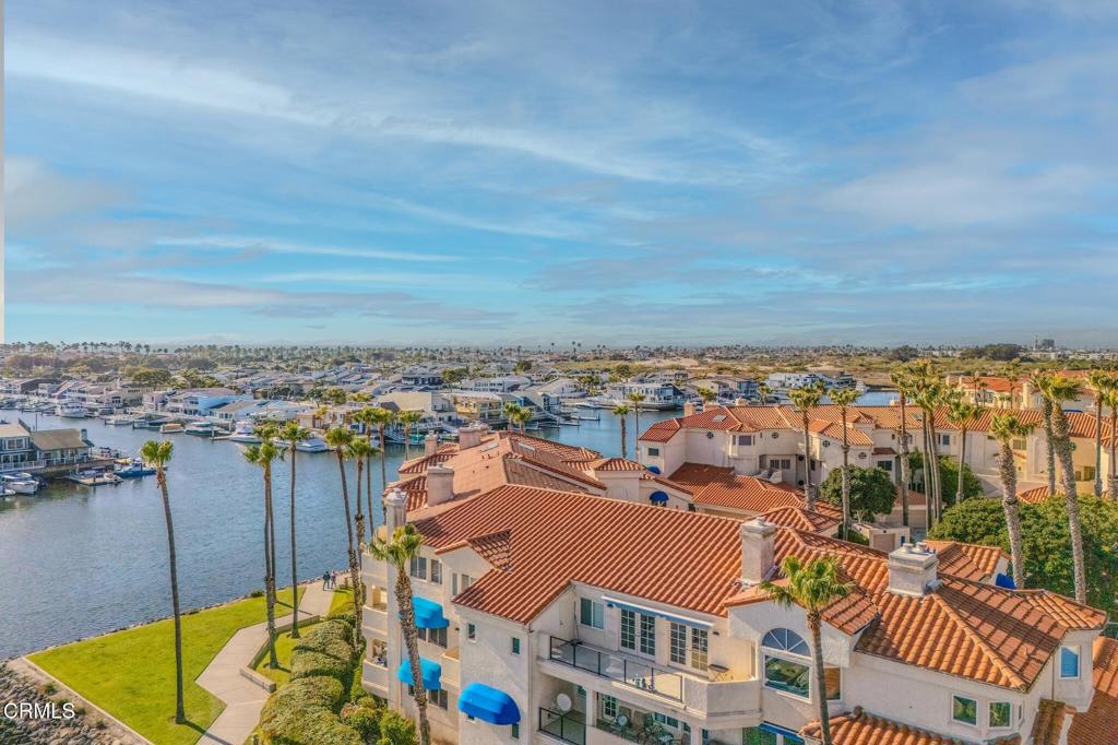 4252 Harbour Island Lane
