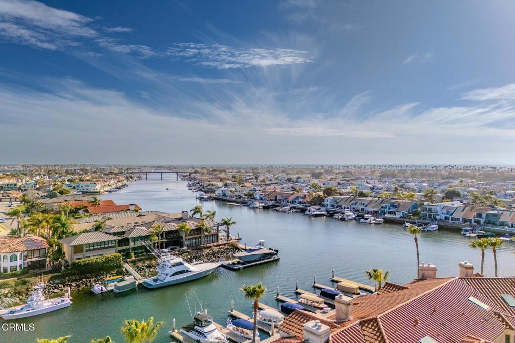 4252 Harbour Island Lane
