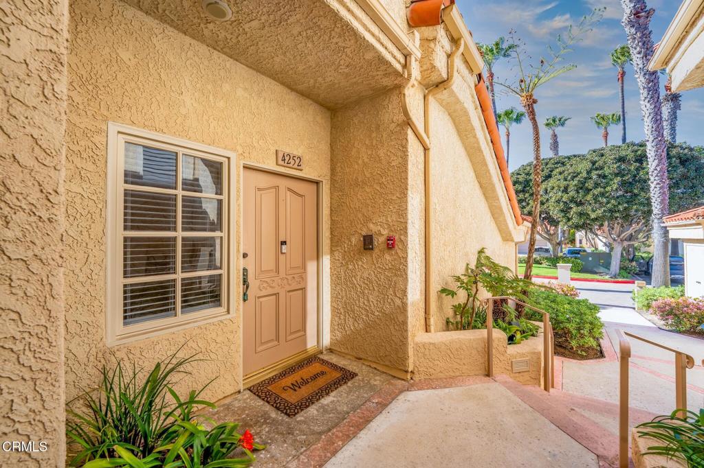 4252 Harbour Island Lane