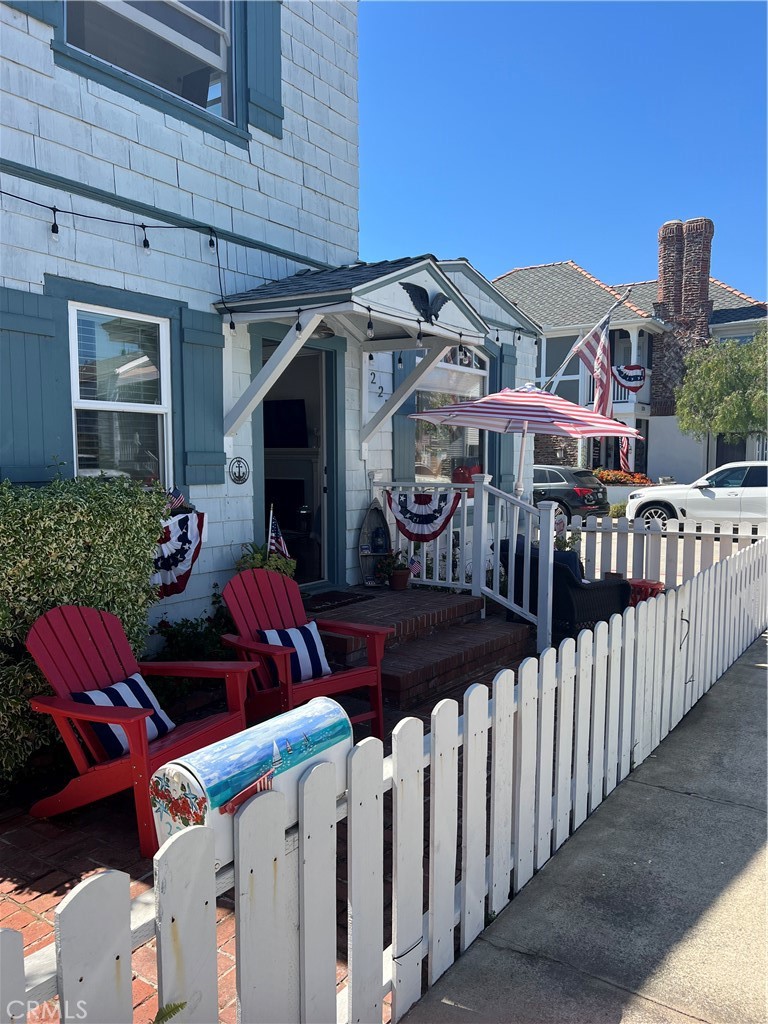 227 Apolena Avenue
