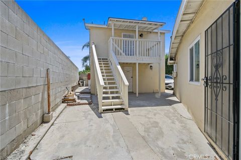 A home in El Monte