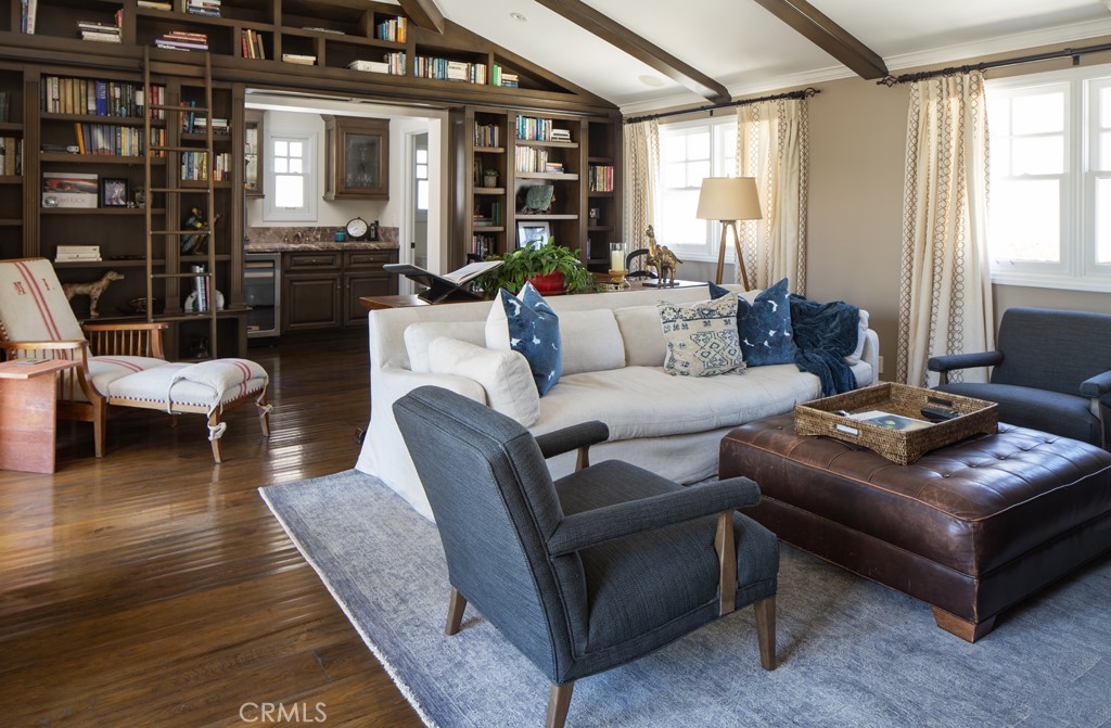 Corona del Mar South of PCH (CDMS) - Residential Lease