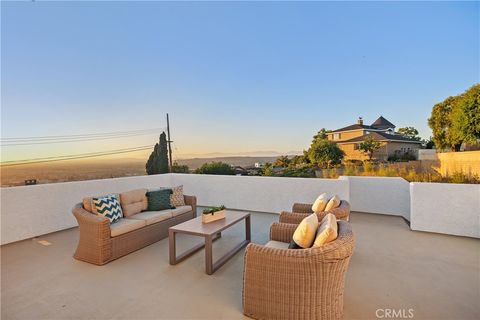 A home in North Tustin