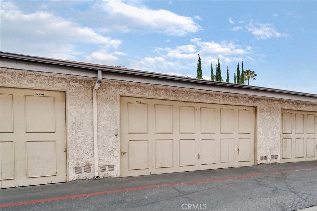 listing image 130724108440710162003