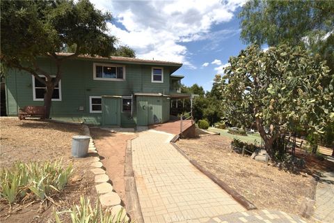 A home in Lake Elsinore