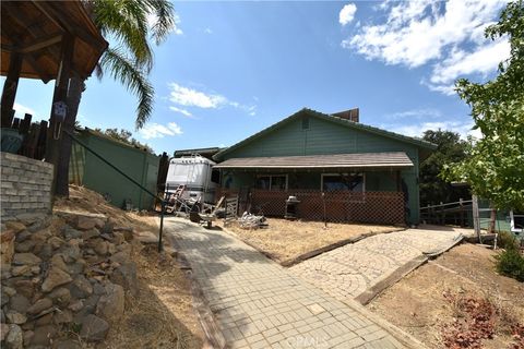 A home in Lake Elsinore