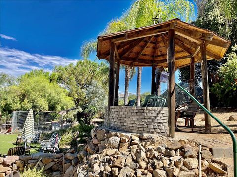 A home in Lake Elsinore