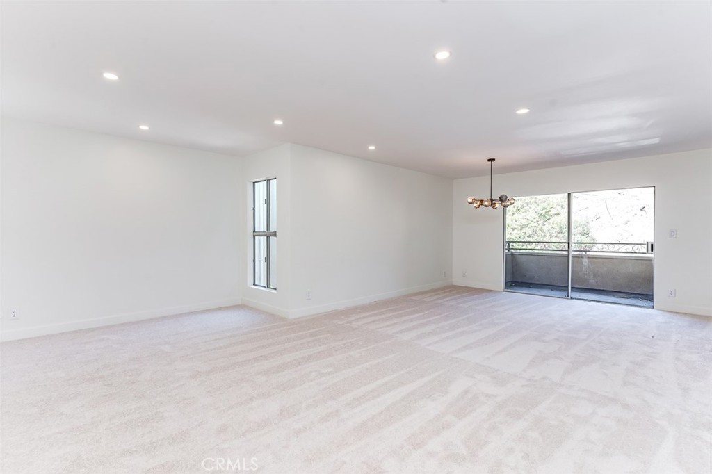 Properties 1 6752 Hillpark Drive 301