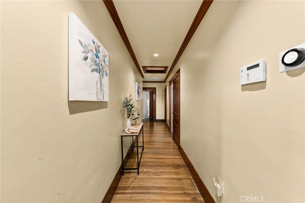 Photo 15 of 48 of 55 N Meridith Avenue house