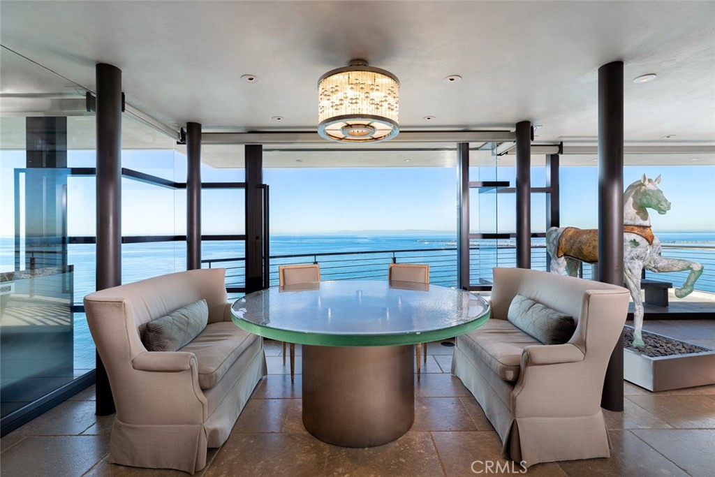 Corona del Mar South of PCH (CDMS) - Residential