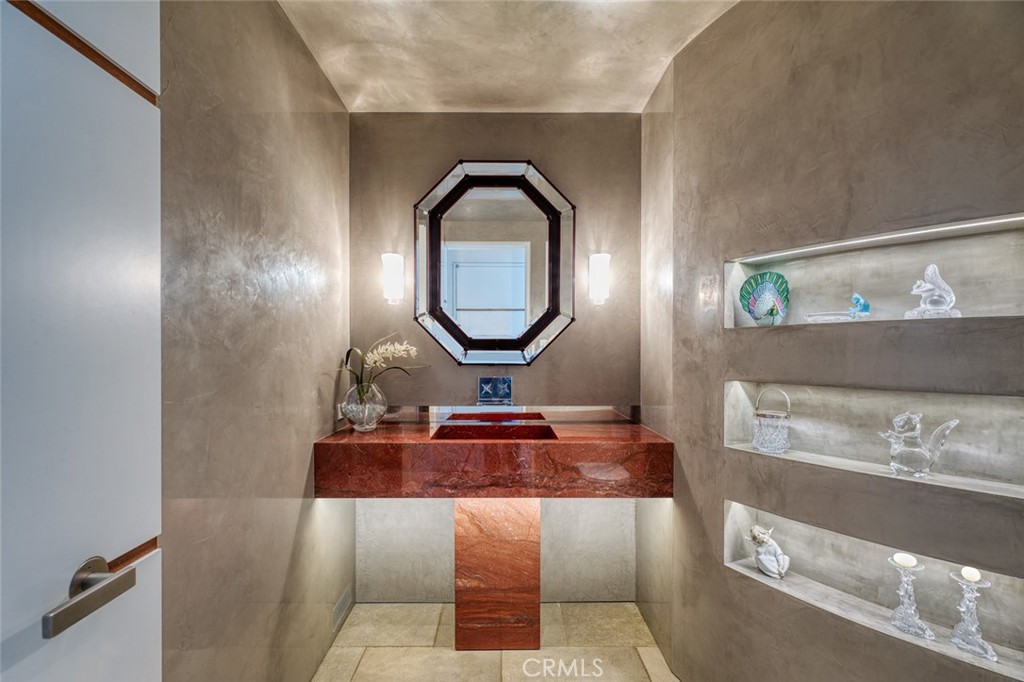 Corona del Mar South of PCH (CDMS) - Residential