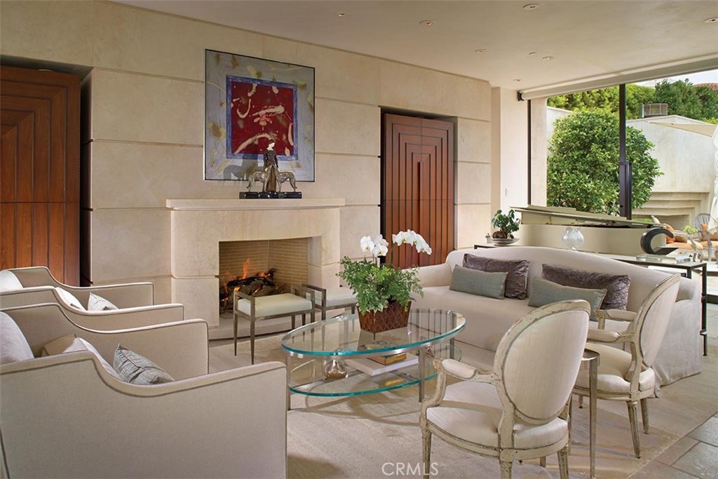 Corona del Mar South of PCH (CDMS) - Residential