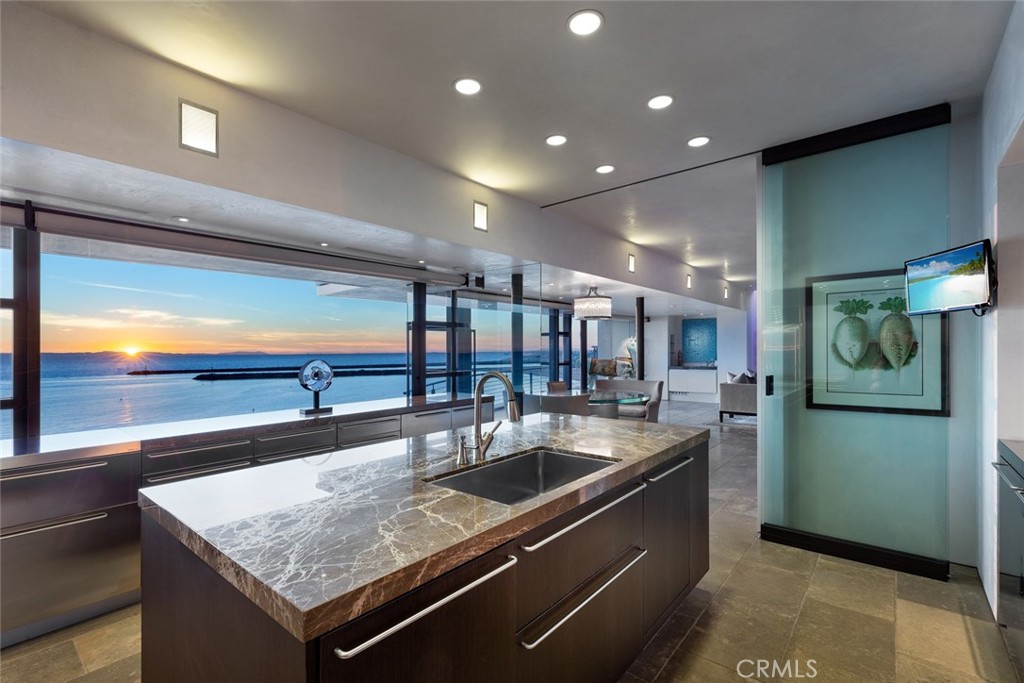 Corona del Mar South of PCH (CDMS) - Residential