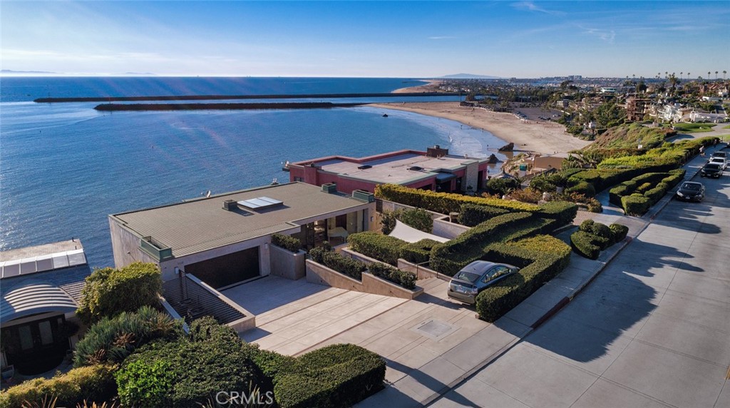 Corona del Mar South of PCH (CDMS) - Residential